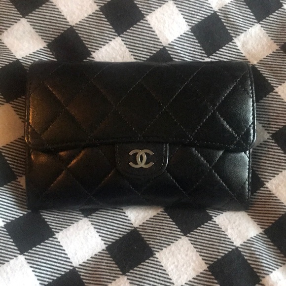 CHANEL Handbags - Authentic Chanel Matelasse CC logo wallet